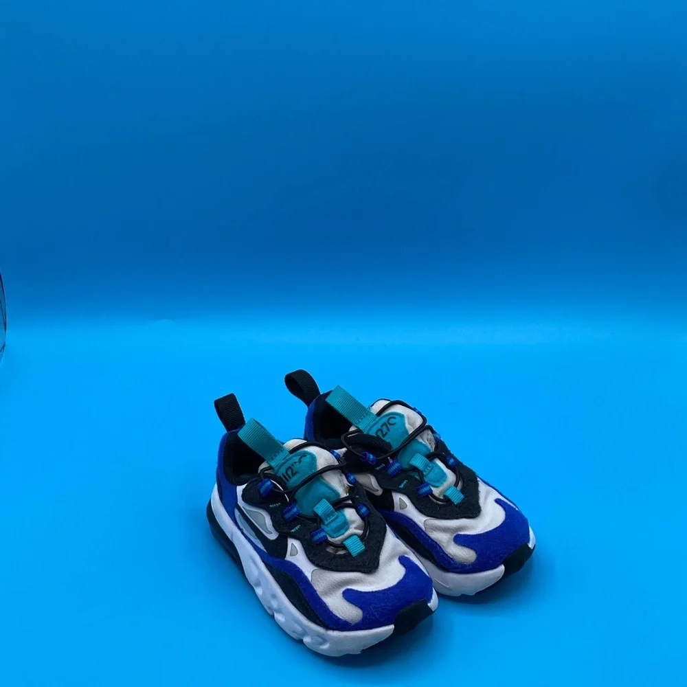 Nike Air Max‎ 270 RT